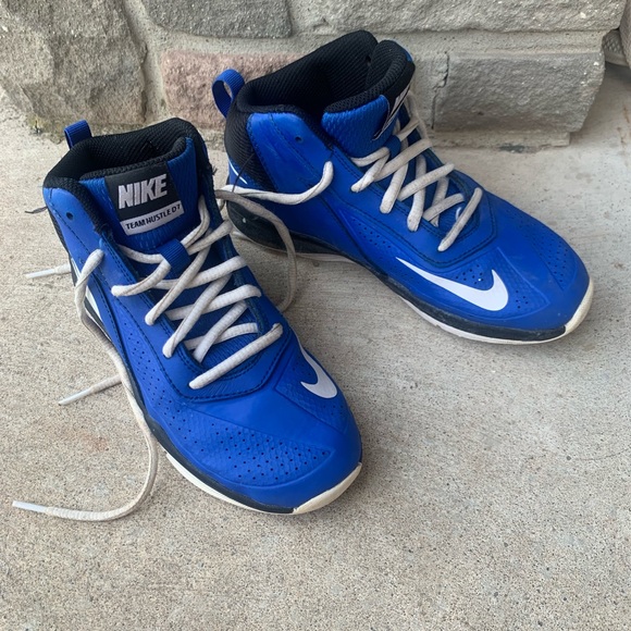 Nike Basketball Shoes Team Hustle D7, Boys size 2Y - Picture 11 of 12